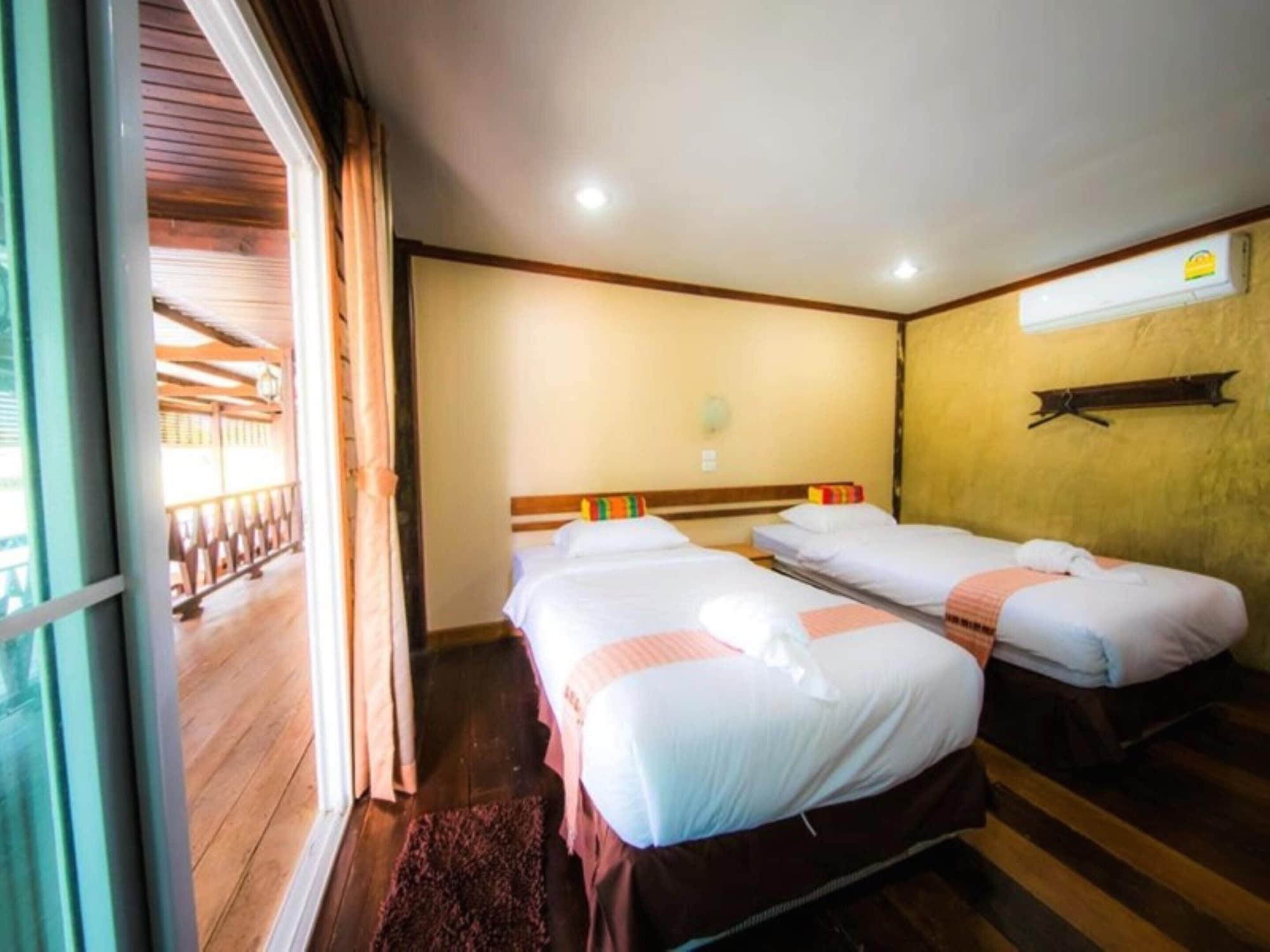 Tanita Lagoon Resort Udon Thani Exterior photo